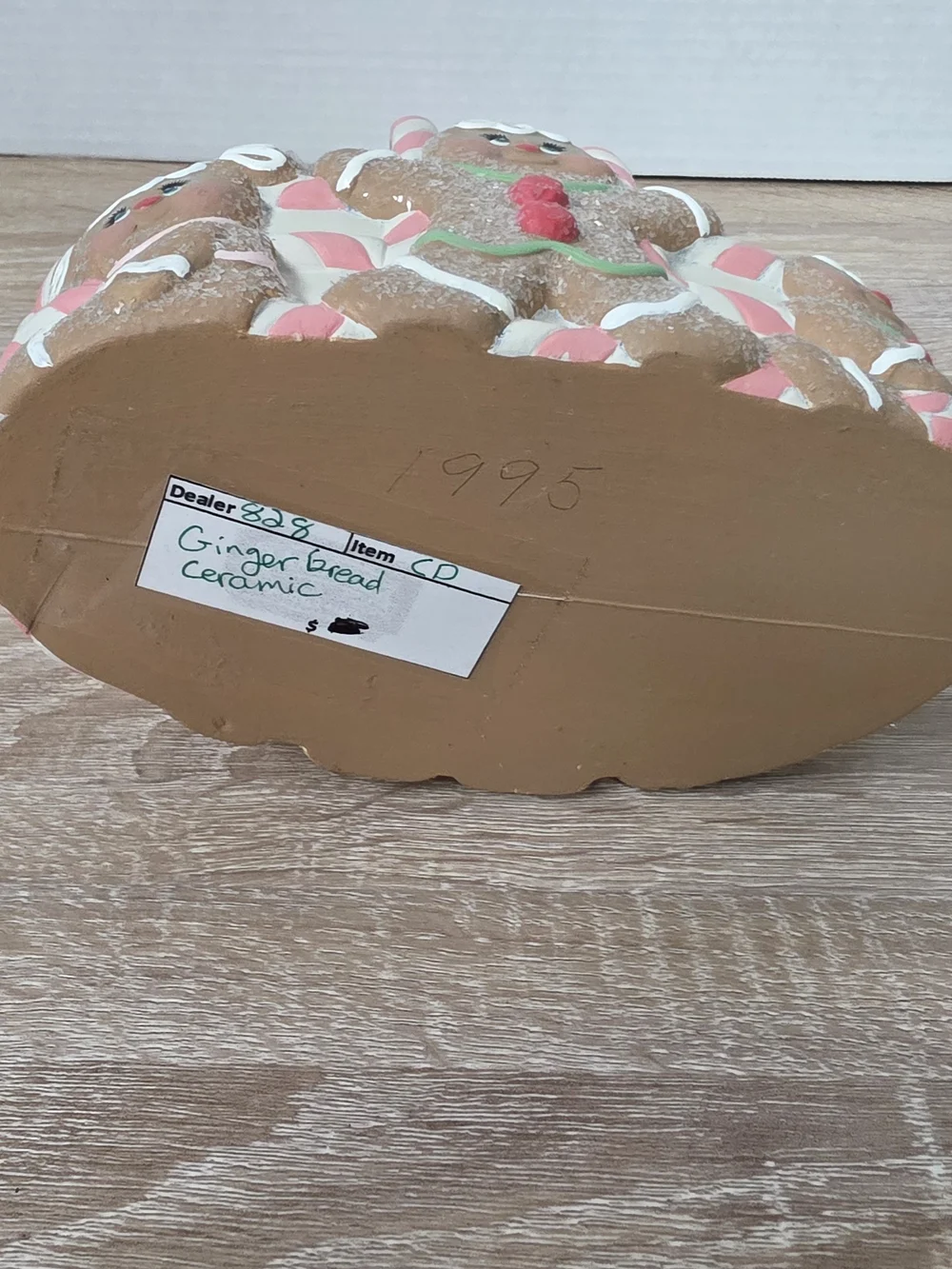 Vintage 1995 Ceramic Gingerbread Women Basket With Handle 8 1/2 in x 6 1/4 in